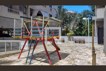 Apartamento à venda com 65m², 2 quartos e 1 vagaarea comum