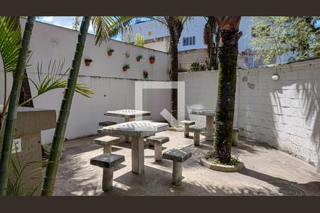 Apartamento à venda com 65m², 2 quartos e 1 vagaarea comum