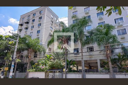 Apartamento à venda com 65m², 2 quartos e 1 vagafachada