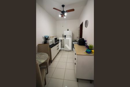 Apartamento à venda com 72m², 2 quartos e sem vagaCozinha