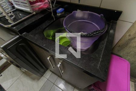 Casa de condomínio à venda com 65m², 2 quartos e 1 vagaÁrea de Serviço - Churrasqueira