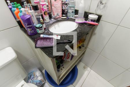 Casa de condomínio à venda com 65m², 2 quartos e 1 vagaBanheiro