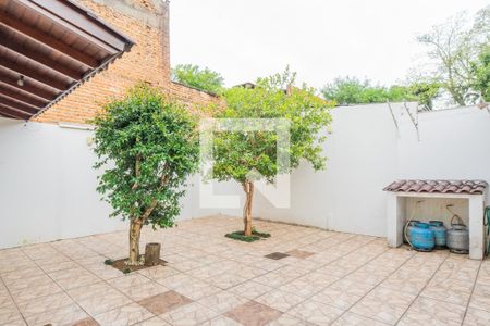 Casa à venda com 272m², 4 quartos e 3 vagasQuintal