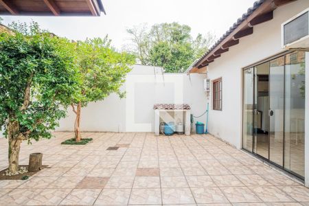 Casa à venda com 272m², 4 quartos e 3 vagasQuintal