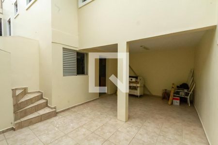 Casa à venda com 200m², 3 quartos e 3 vagasQuintal 2