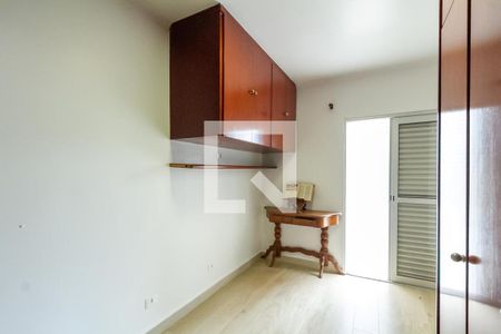 Casa à venda com 200m², 3 quartos e 3 vagasQuarto 2