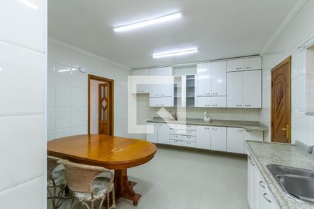 Casa à venda com 200m², 3 quartos e 3 vagasCozinha