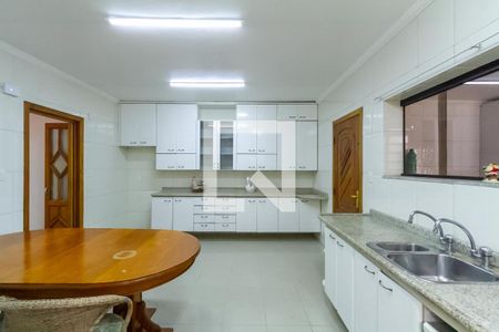 Casa à venda com 200m², 3 quartos e 3 vagasCozinha