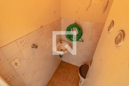 Casa à venda com 280m², 3 quartos e 3 vagasBanheiro de Serviço