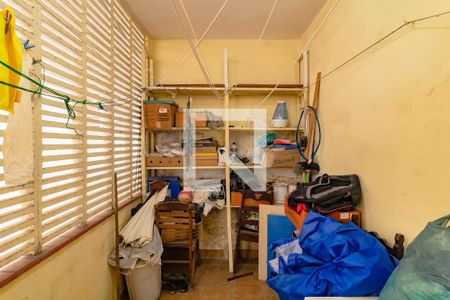 Casa à venda com 280m², 3 quartos e 3 vagasQuarto de Serviço