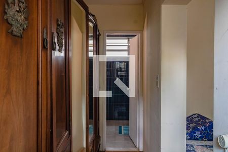 Casa à venda com 280m², 3 quartos e 3 vagasCorredor