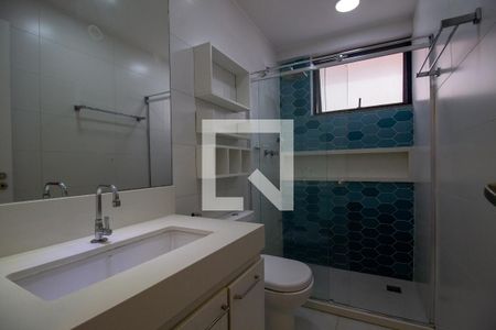 Apartamento à venda com 172m², 4 quartos e 2 vagas Apartamento à venda com 172m², 4 quartos e 2 vagasBanheiro Social
