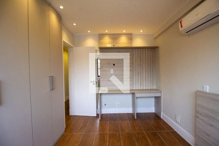 Apartamento à venda com 172m², 4 quartos e 2 vagas Apartamento à venda com 172m², 4 quartos e 2 vagasQuarto 1