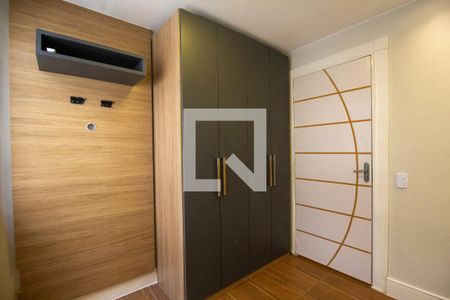 Apartamento à venda com 172m², 4 quartos e 2 vagas Apartamento à venda com 172m², 4 quartos e 2 vagasQuarto 3