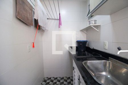 Apartamento à venda com 172m², 4 quartos e 2 vagas Apartamento à venda com 172m², 4 quartos e 2 vagasCozinha e Área de Serviço
