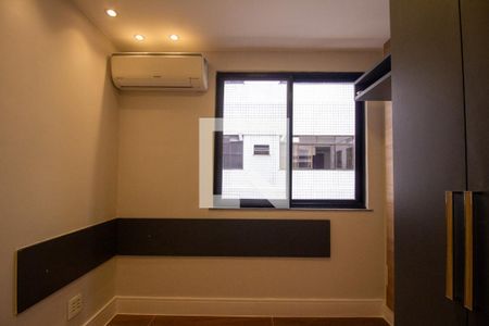 Apartamento à venda com 172m², 4 quartos e 2 vagas Apartamento à venda com 172m², 4 quartos e 2 vagasQuarto 3