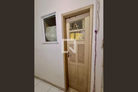 Apartamento à venda com 200m², 4 quartos e 2 vagasQuarto serviço 