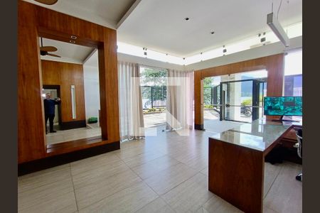 Apartamento à venda com 200m², 4 quartos e 2 vagasPortaria 