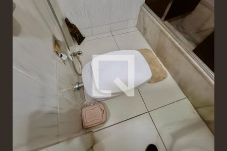 Apartamento à venda com 200m², 4 quartos e 2 vagasSuíte banheiro 