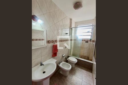 Apartamento à venda com 200m², 4 quartos e 2 vagasBanheiro social 3