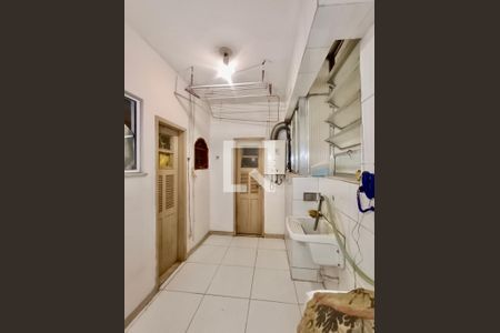 Apartamento à venda com 200m², 4 quartos e 2 vagasÁrea serviço 