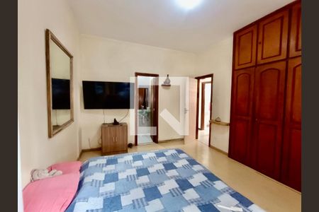 Apartamento à venda com 200m², 4 quartos e 2 vagasSuíte 