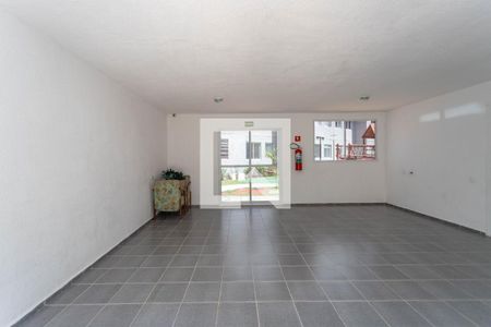 Apartamento para alugar com 42m², 2 quartos e sem vagaÁrea comum - Salão de festas