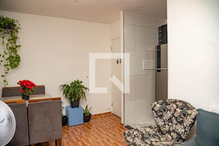 Sala  de apartamento para alugar com 2 quartos, 42m² em Jardim Sao Saverio, São Paulo