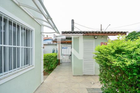 Casa para alugar com 65m², 2 quartos e 1 vaga Casa para alugar com 65m², 2 quartos e 1 vagaFachada e portaria