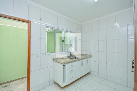 Casa para alugar com 65m², 2 quartos e 1 vaga Casa para alugar com 65m², 2 quartos e 1 vagaCozinha
