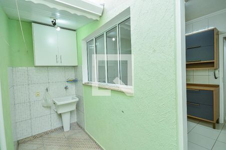 Casa para alugar com 65m², 2 quartos e 1 vaga Casa para alugar com 65m², 2 quartos e 1 vagaÁrea de Serviço