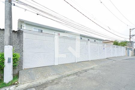 Casa para alugar com 65m², 2 quartos e 1 vaga Casa para alugar com 65m², 2 quartos e 1 vagaFachada