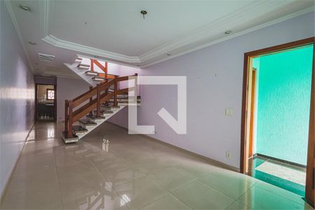 Casa à venda com 3 quartos, 198m² em Jardim Santa Mena, Guarulhos