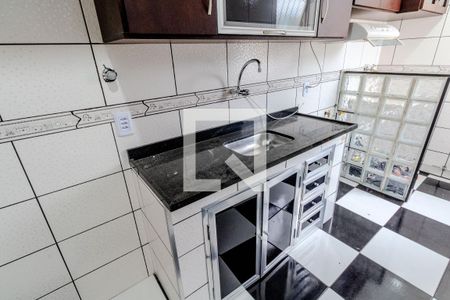 Apartamento para alugar com 60m², 2 quartos e 1 vagaCozinha e Área de Serviço