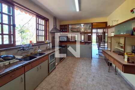 Casa de condomínio à venda com 260m², 4 quartos e 3 vagasCozinha