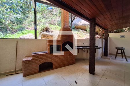 Casa de condomínio à venda com 260m², 4 quartos e 3 vagasÁrea comum