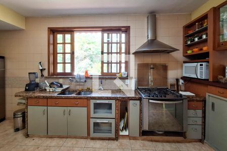 Casa de condomínio à venda com 260m², 4 quartos e 3 vagasCozinha