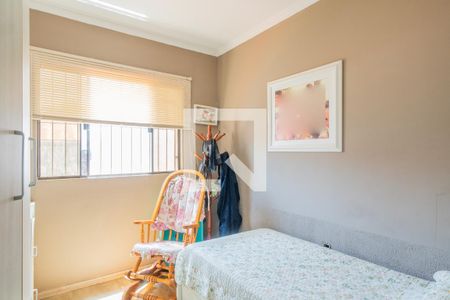 Casa à venda com 220m², 3 quartos e 3 vagasQuarto 2