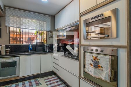 Casa à venda com 220m², 3 quartos e 3 vagasCozinha