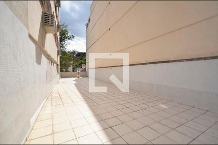 Apartamento à venda com 93m², 3 quartos e 2 vagasÁrea comum - Playground