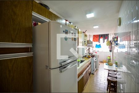 Apartamento à venda com 93m², 3 quartos e 2 vagasCozinha