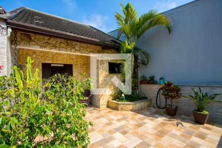 Casa à venda com 350m², 3 quartos e 2 vagasVaranda do quarto 1