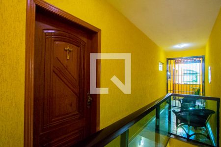 Casa à venda com 350m², 3 quartos e 2 vagasEntrada social