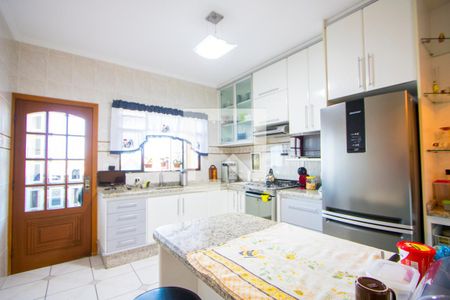 Casa à venda com 350m², 3 quartos e 2 vagasCozinha