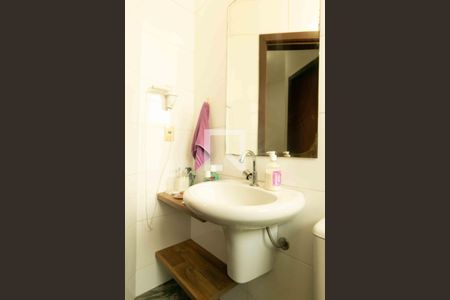 Apartamento à venda com 121m², 4 quartos e 2 vagas Apartamento à venda com 121m², 4 quartos e 2 vagasBanheiro Social 2