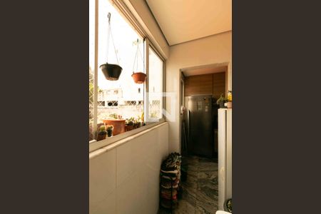 Apartamento à venda com 121m², 4 quartos e 2 vagas Apartamento à venda com 121m², 4 quartos e 2 vagasÁrea de Serviço