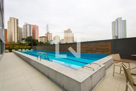 Apartamento à venda com 113m², 3 quartos e 2 vagas Apartamento à venda com 113m², 3 quartos e 2 vagasÁrea comum - Piscina