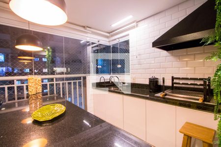 Apartamento à venda com 113m², 3 quartos e 2 vagas Apartamento à venda com 113m², 3 quartos e 2 vagasVaranda gourmet
