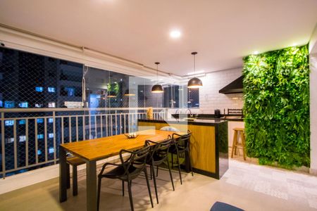 Apartamento à venda com 113m², 3 quartos e 2 vagas Apartamento à venda com 113m², 3 quartos e 2 vagasVaranda gourmet