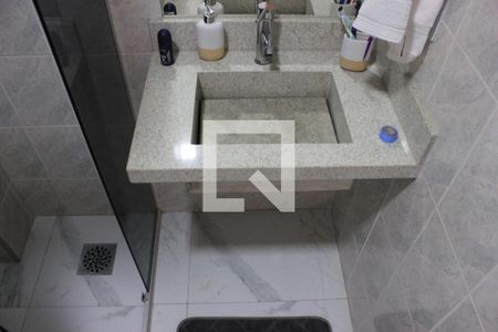 Apartamento à venda com 170m², 3 quartos e 2 vagasBanheiro da Suíte 2